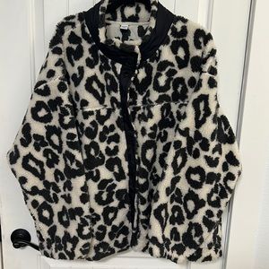 Old Navy Snow leopard Sherpa Jacket